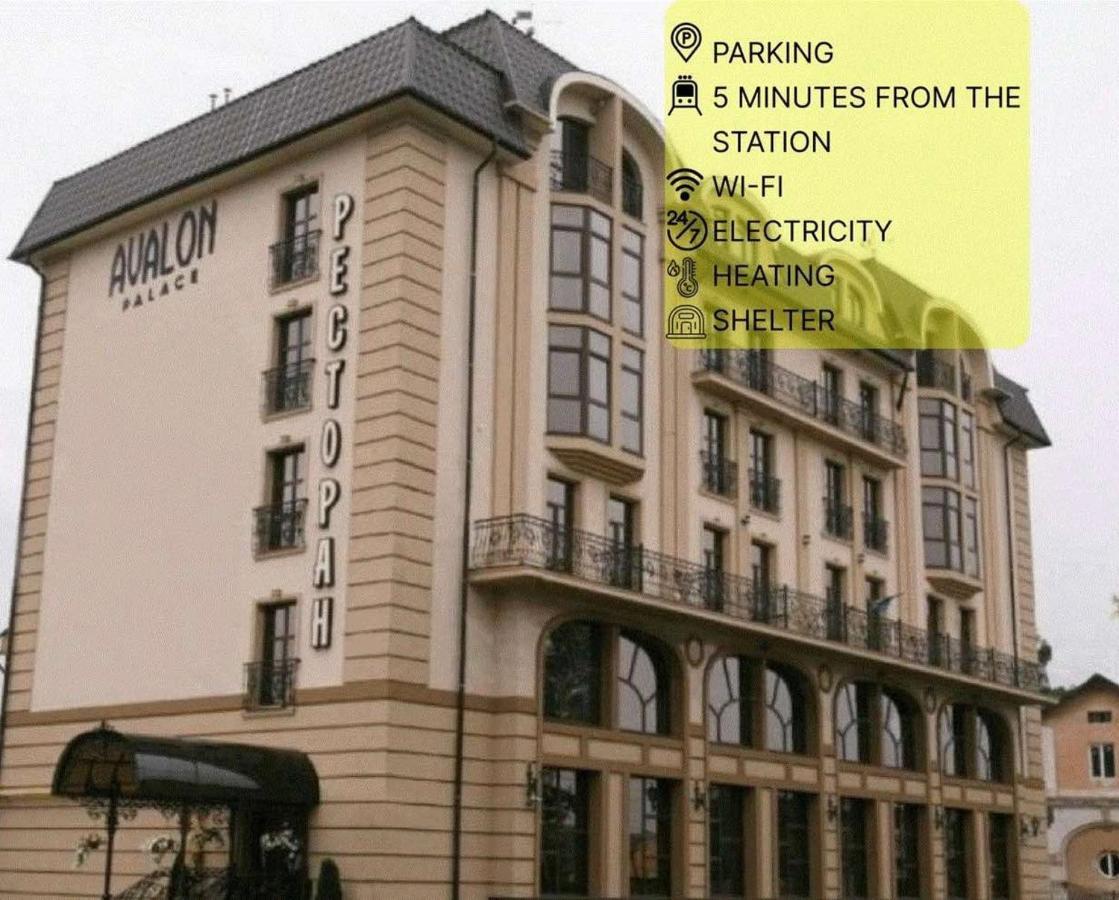 Avalon Palace Ternopil Exterior foto