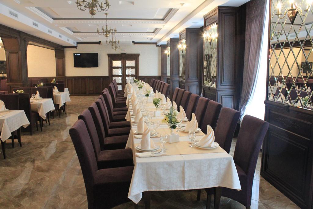 Avalon Palace Ternopil Exterior foto